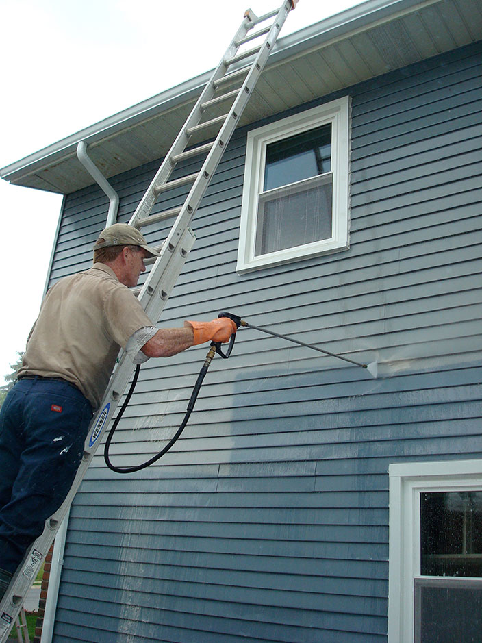 Deck Cleaning St. Louis